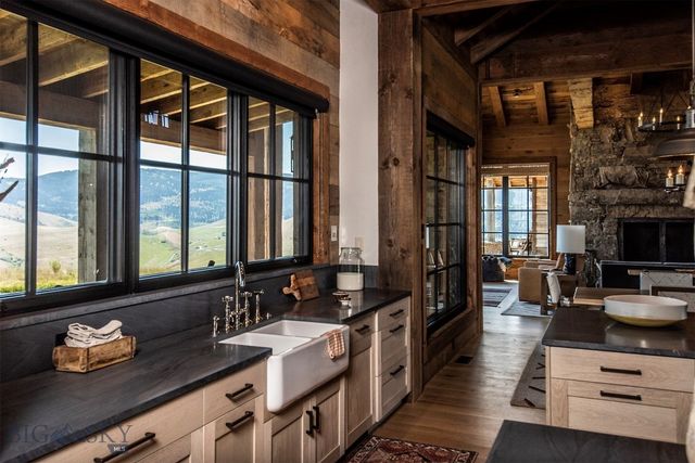 107 Eldridge Creek Trail, Livingston, MT 59047