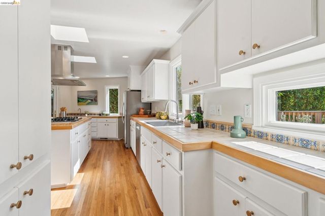 5909 Jordan Ave, El Cerrito, CA 94530