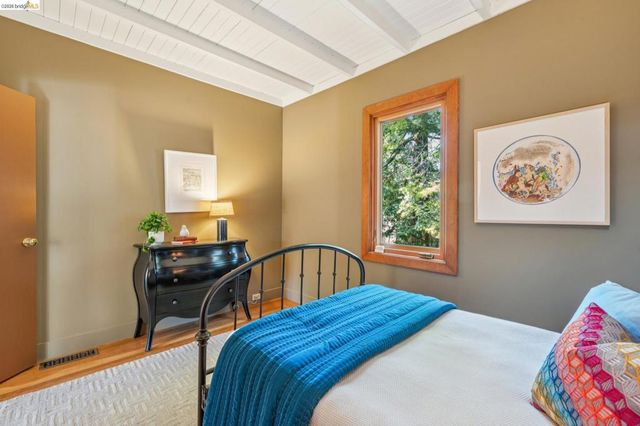 5909 Jordan Ave, El Cerrito, CA 94530