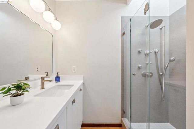 5909 Jordan Ave, El Cerrito, CA 94530