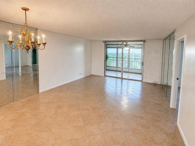 4550 NW 18th Avenue 606, Deerfield Beach, FL 33064