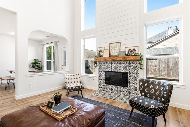 13611 Cotton Way, Mont Belvieu, TX 77523