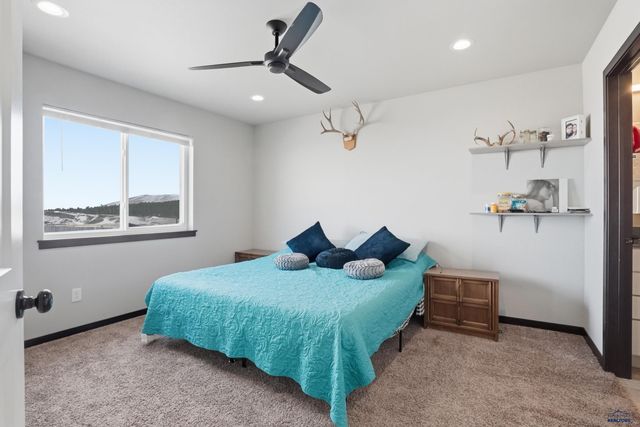 5520 COAL BANK DR, Rapid City, SD 57701