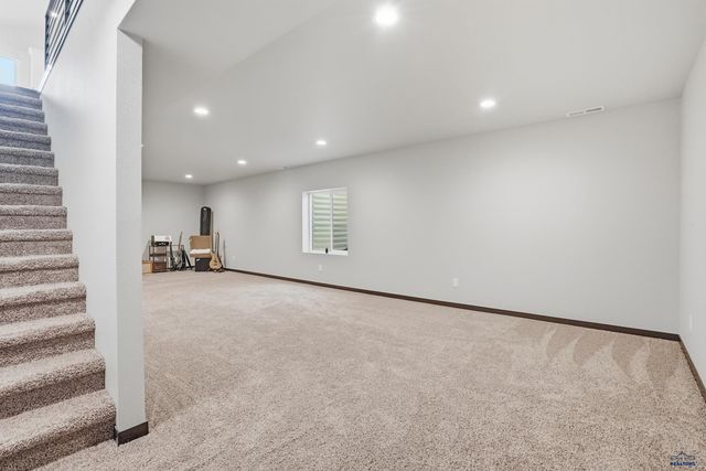 5520 COAL BANK DR, Rapid City, SD 57701