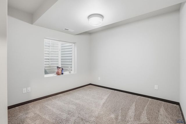 5520 COAL BANK DR, Rapid City, SD 57701