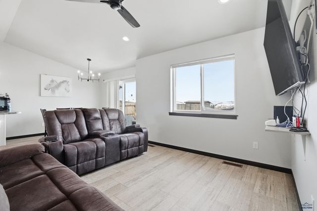 5520 COAL BANK DR, Rapid City, SD 57701