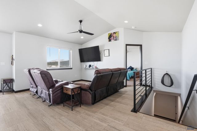 5520 COAL BANK DR, Rapid City, SD 57701