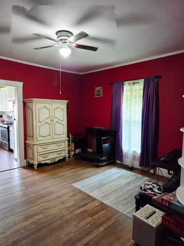 1120 W Main Street, Denison, TX 75020
