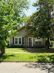 1120 W Main Street, Denison, TX 75020