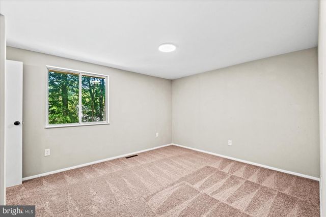 6 NORMAN CT, Fredericksburg, VA 22407