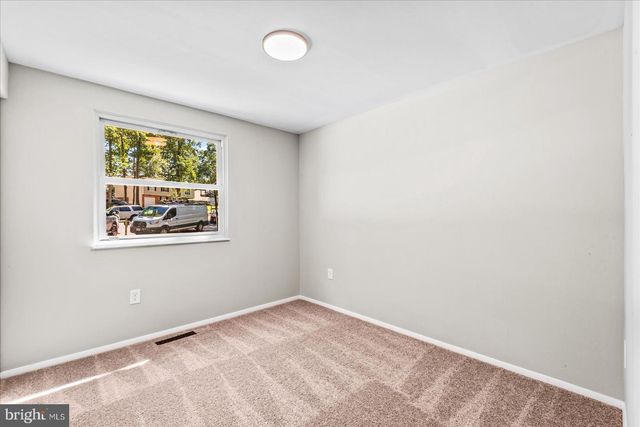 6 NORMAN CT, Fredericksburg, VA 22407