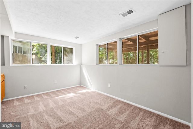 6 NORMAN CT, Fredericksburg, VA 22407
