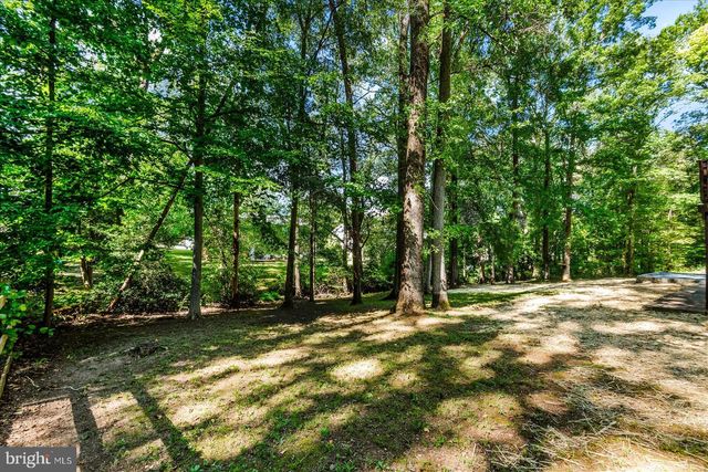 6 NORMAN CT, Fredericksburg, VA 22407
