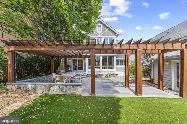 4418 RIDGE ST, Chevy Chase, MD 20815