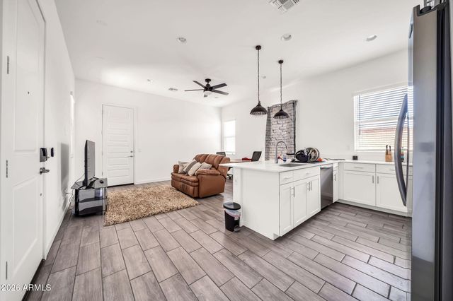 32258 N 21ST Avenue, Phoenix, AZ 85085