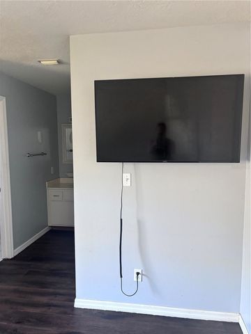 420 NE 52ND COURT, Ocala, FL 34470