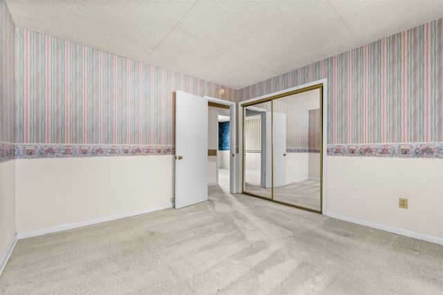 1632 Hudson Road, Hillsdale, MI 49242