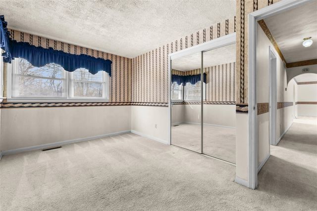 1632 Hudson Road, Hillsdale, MI 49242