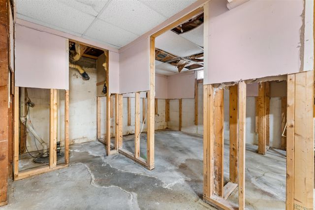 1632 Hudson Road, Hillsdale, MI 49242