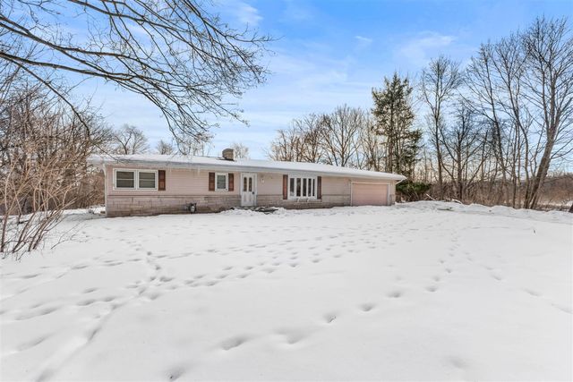 1632 Hudson Road, Hillsdale, MI 49242