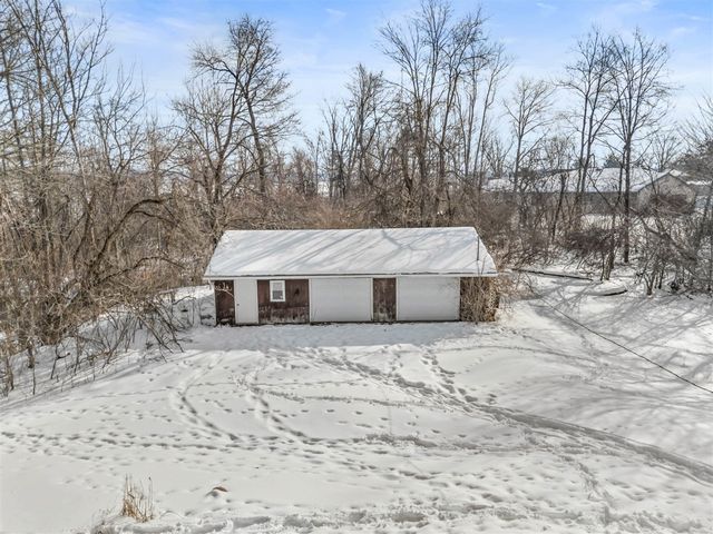 1632 Hudson Road, Hillsdale, MI 49242