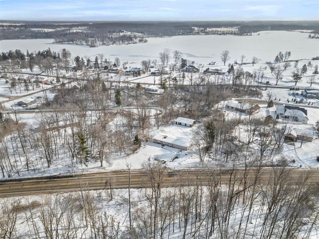 1632 Hudson Road, Hillsdale, MI 49242