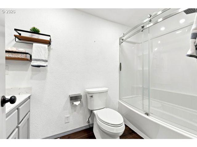 3691 Ne 4TH St, Gresham, OR 97030