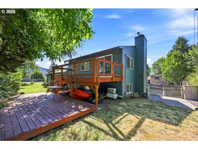 3691 Ne 4TH St, Gresham, OR 97030