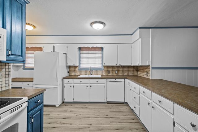 2 Williams Circle, Jacksonville, AR 72176