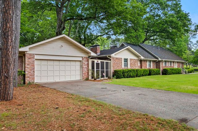 2 Williams Circle, Jacksonville, AR 72176