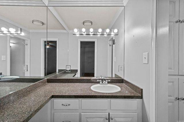 2 Williams Circle, Jacksonville, AR 72176