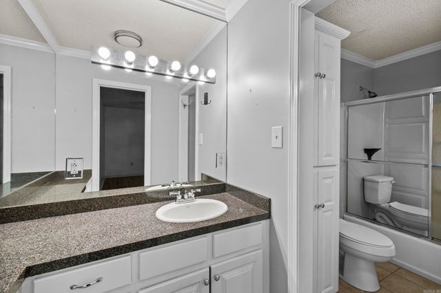 2 Williams Circle, Jacksonville, AR 72176