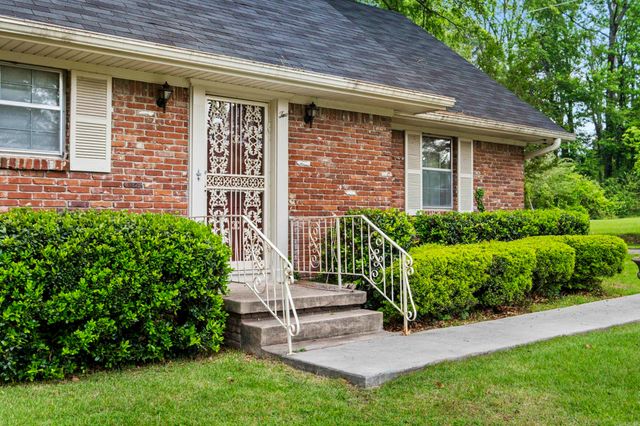 2 Williams Circle, Jacksonville, AR 72176
