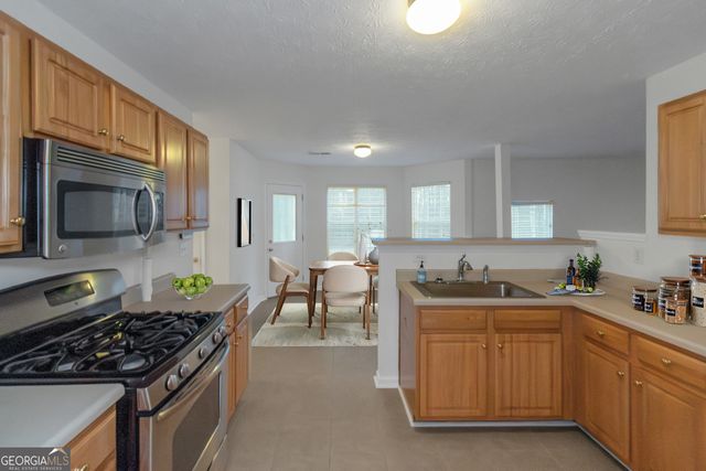 128 Northtowne Cove, Stockbridge, GA 30281