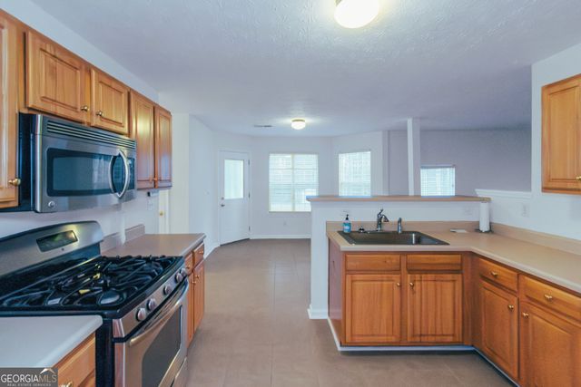 128 Northtowne Cove, Stockbridge, GA 30281