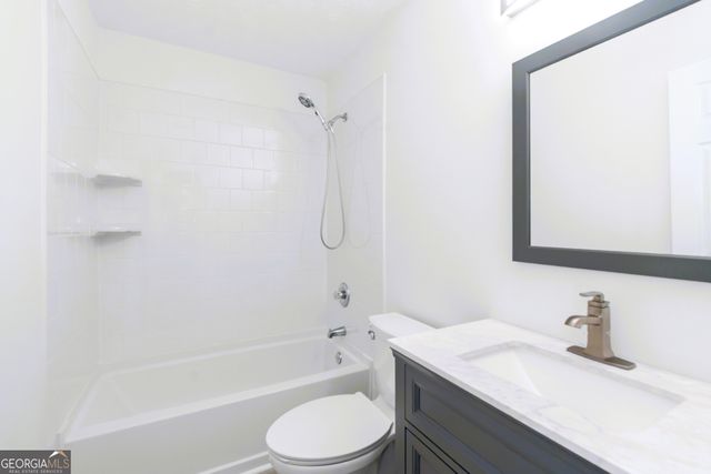 128 Northtowne Cove, Stockbridge, GA 30281