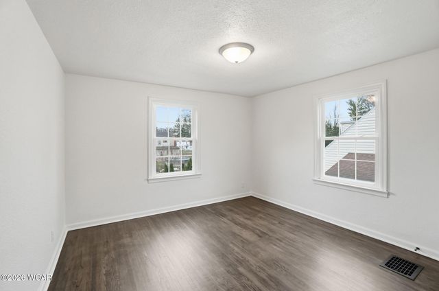 1817 Hillcrest Drive, Lima, OH 45805