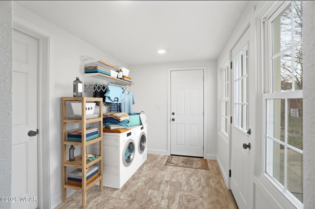 1817 Hillcrest Drive, Lima, OH 45805