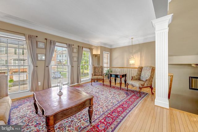 12753 HERON RIDGE DR, Fairfax, VA 22030
