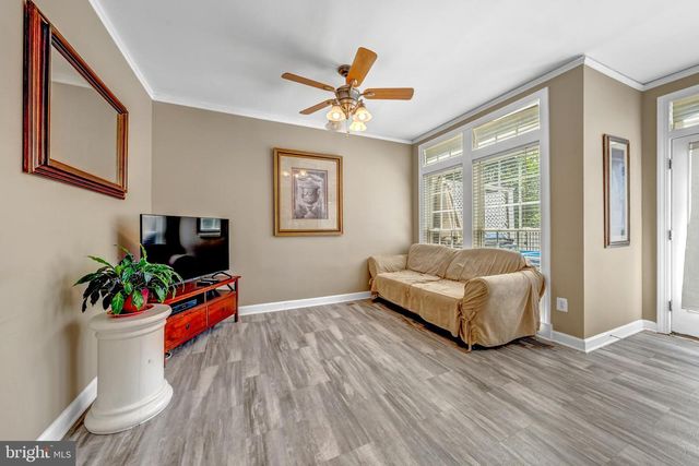 12753 HERON RIDGE DR, Fairfax, VA 22030