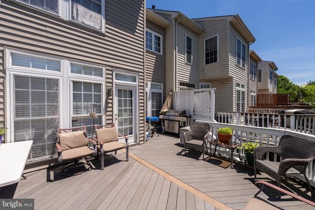 12753 HERON RIDGE DR, Fairfax, VA 22030