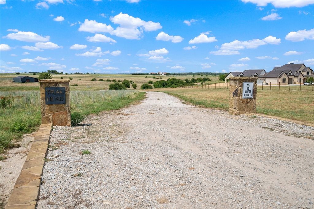 11003 E Rocky Creek Road, Crowley, TX 76036 — photo 3