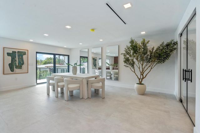 1032 SE 13th Terrace, Fort Lauderdale, FL 33316