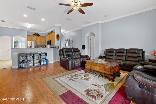 315 SOUTHERN ROSE Drive, Jacksonville, FL 32225