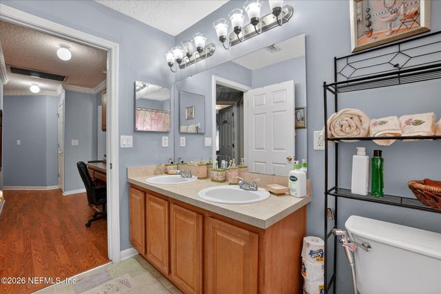 315 SOUTHERN ROSE Drive, Jacksonville, FL 32225
