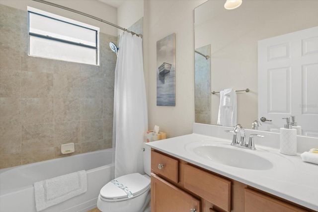 131 BABBLING BROOK RUN, Bradenton, FL 34212