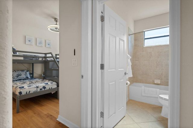 131 BABBLING BROOK RUN, Bradenton, FL 34212