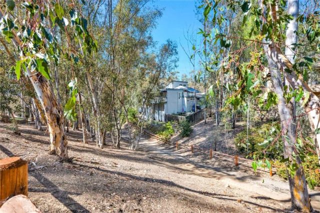 24952 Singingwoods, Lake Forest, CA 92630
