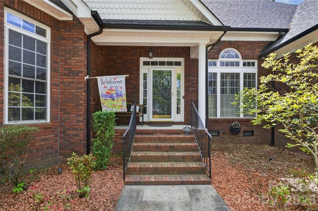 4854 Huddersfield Drive, Harrisburg, NC 28075