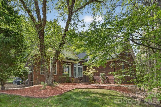 4854 Huddersfield Drive, Harrisburg, NC 28075